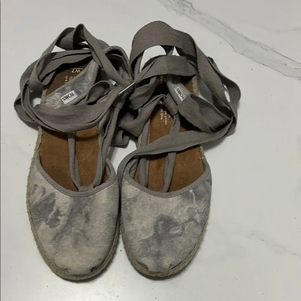 TOMS Women's Gray Espadrille Shoes